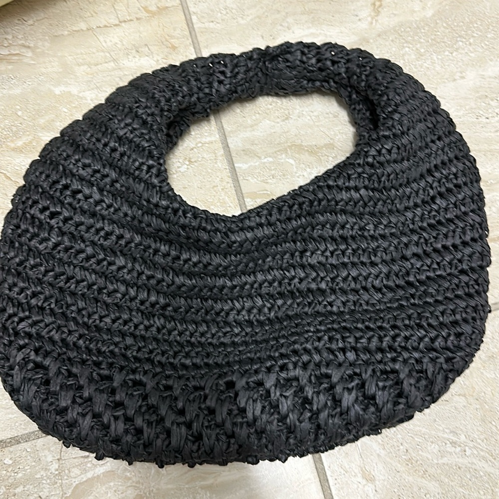 Black raffia bag.